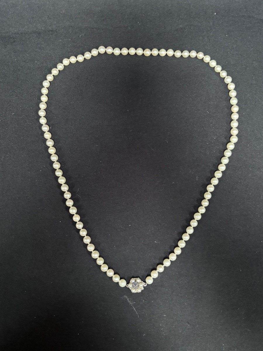 Pearl Necklace With 18ct White Gold And Sapphire Clasp-photo-2
