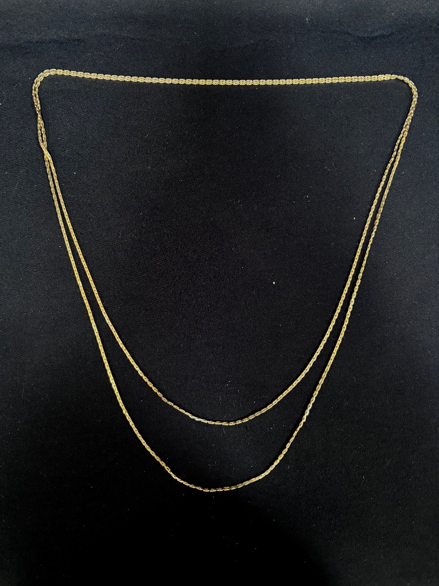 Sautoir en chaine fine en métal doré -photo-3