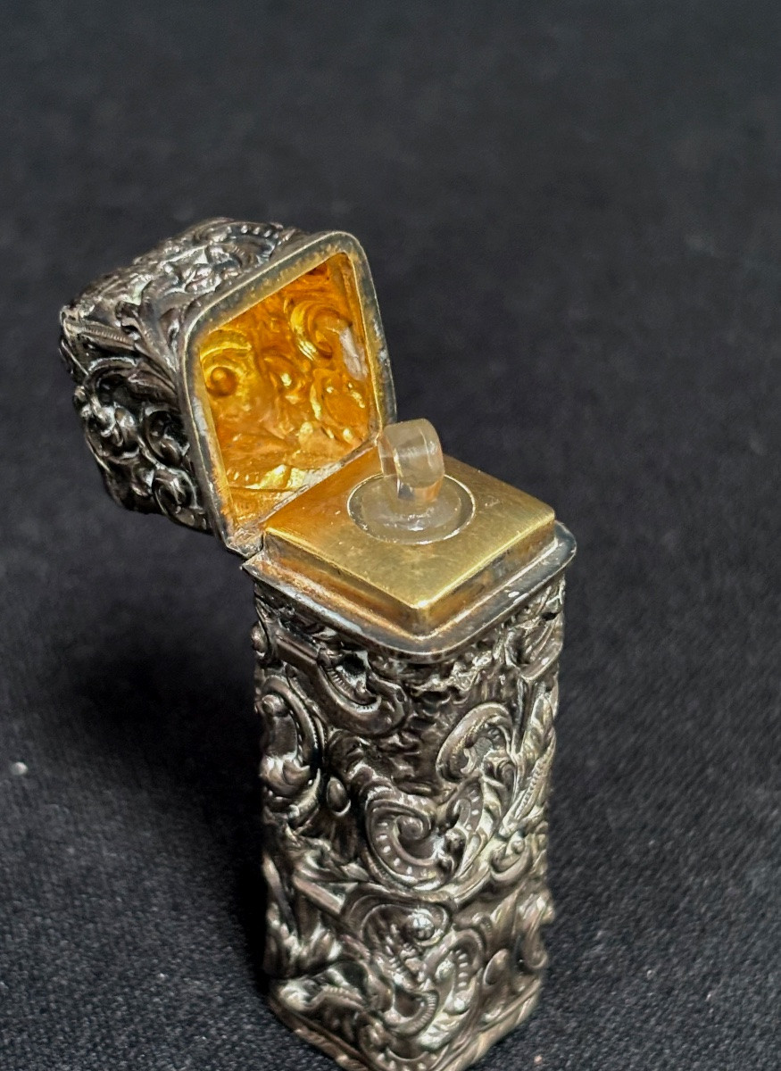 950/1000 Solid Silver Perfume Bottle With Relief Motifs-photo-2