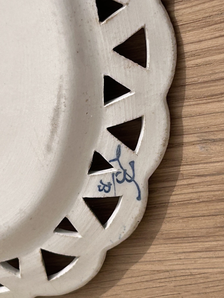 Boch In Luxembourg, Openwork Earthenware Basket And Plate-photo-4