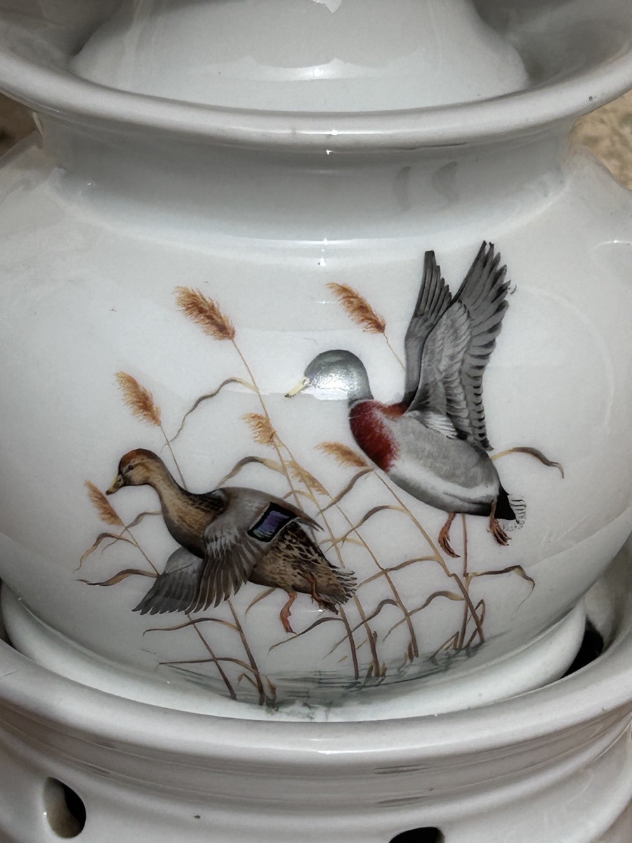 Paris Porcelain Lamp-photo-5