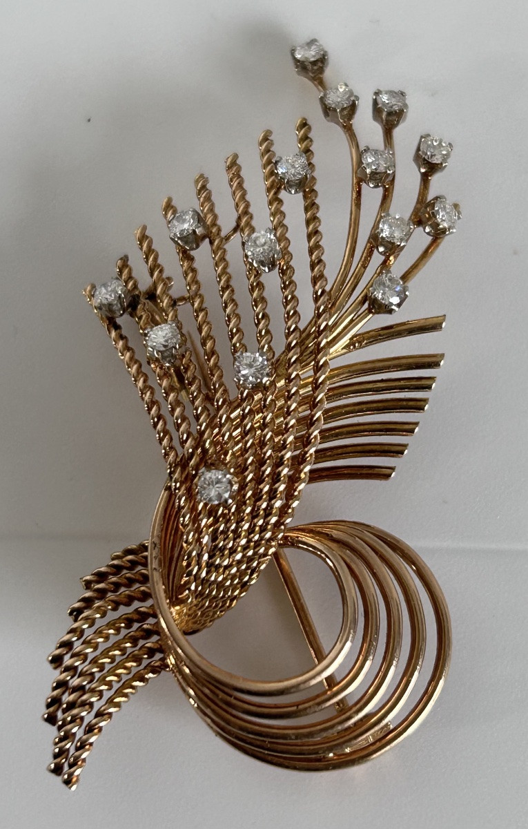 Art Deco Brooch In 18-carat Gold And Diamonds -photo-2