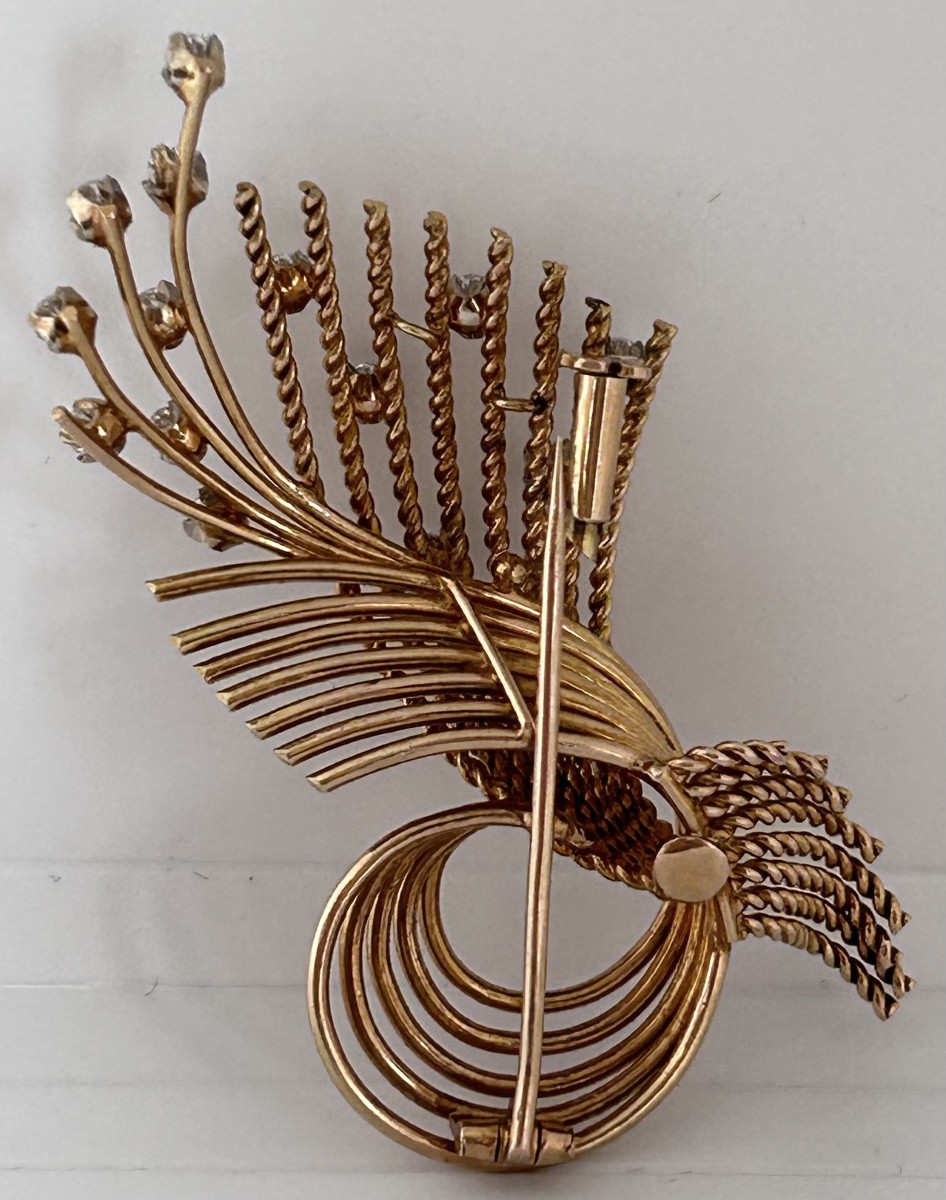 Art Deco Brooch In 18-carat Gold And Diamonds -photo-4