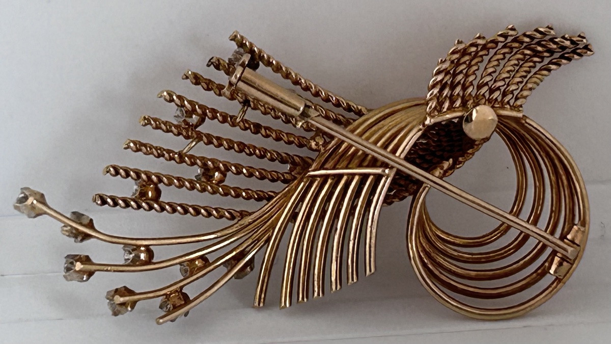 Art Deco Brooch In 18-carat Gold And Diamonds -photo-5