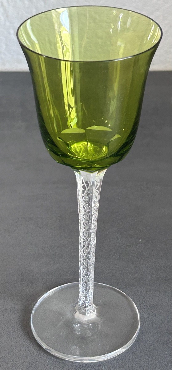 Lalique, 12 Roemer Glasses, Trèves Model, In Engraved And Colored Crystal -photo-3