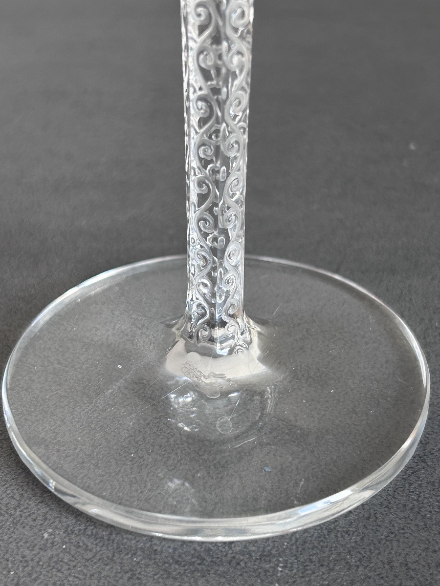Lalique, 12 Roemer Glasses, Trèves Model, In Engraved And Colored Crystal -photo-5