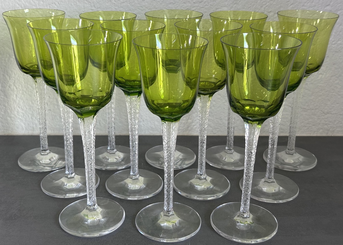Lalique, 12 Roemer Glasses, Trèves Model, In Engraved And Colored Crystal 