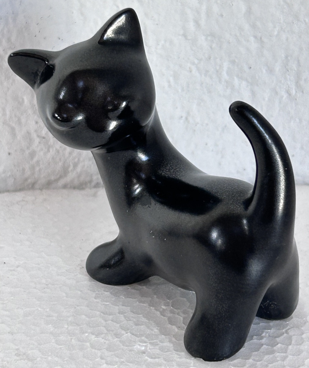 Villeroy & Boch Luxembourg, Black Earthenware Cat -photo-2