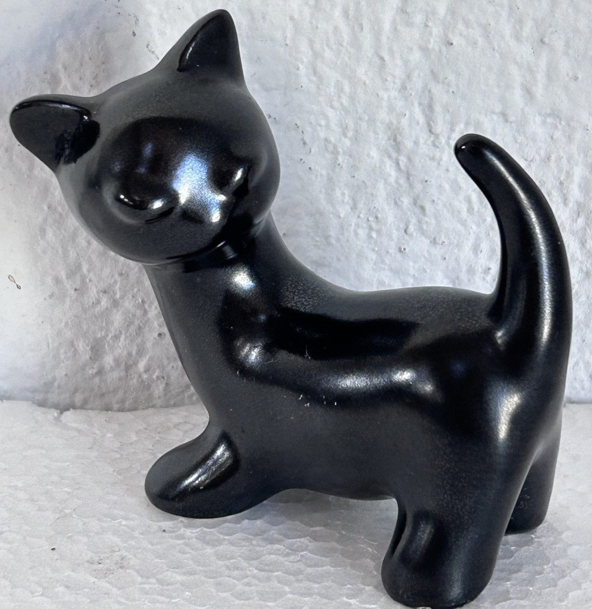 Villeroy & Boch Luxembourg, Black Earthenware Cat 