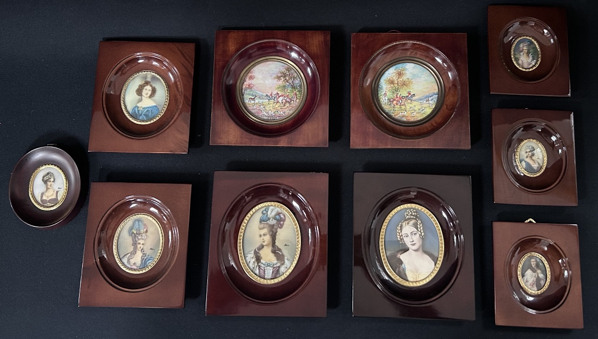 Lot de 10 miniatures peintes à la main