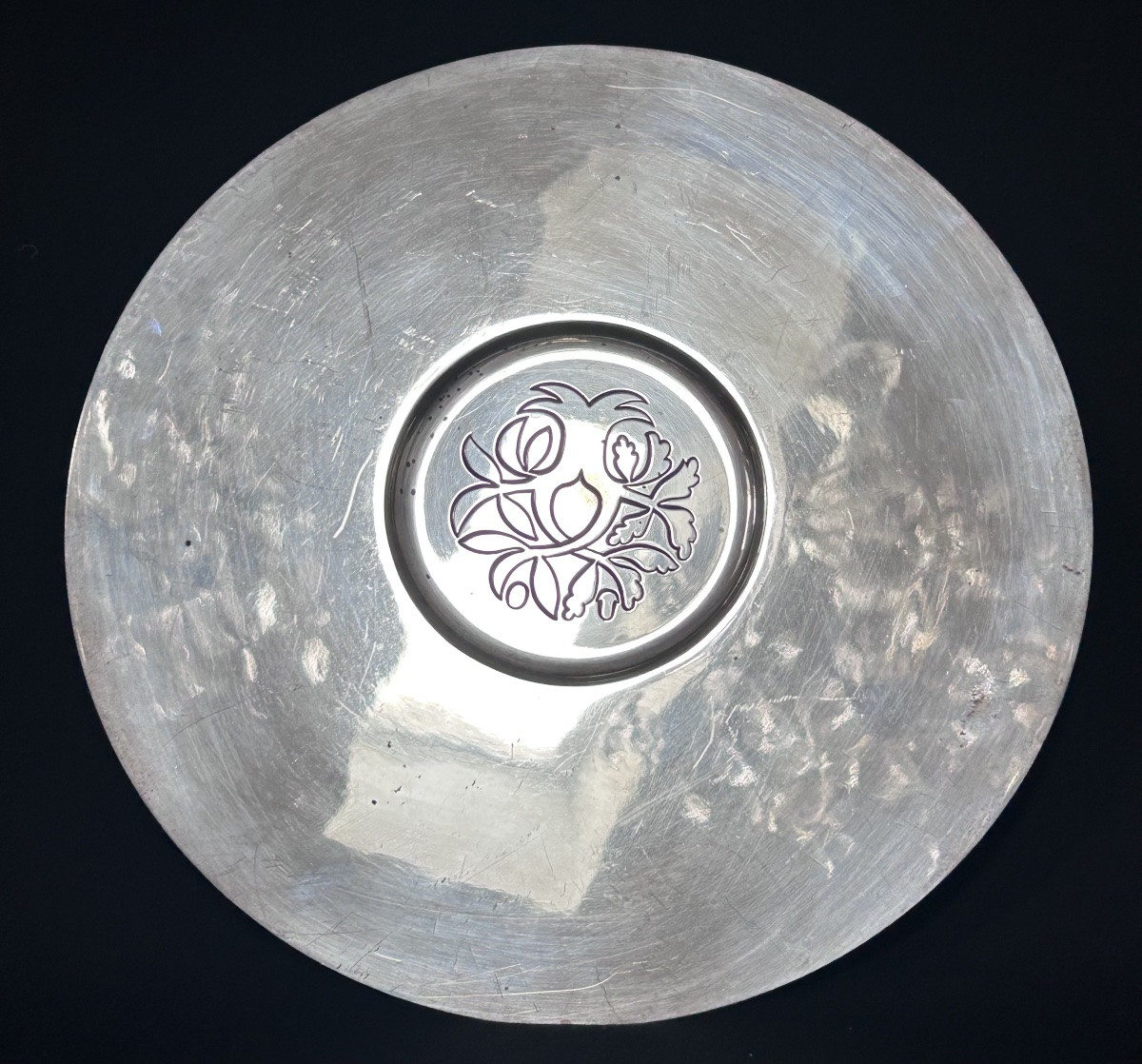 Puiforcat, assiette de présentation en argent massif, cadeau du Président François Mitterand-photo-2