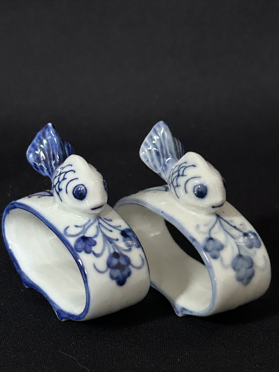 Set Of 16 Porcelain Napkin Rings -photo-4