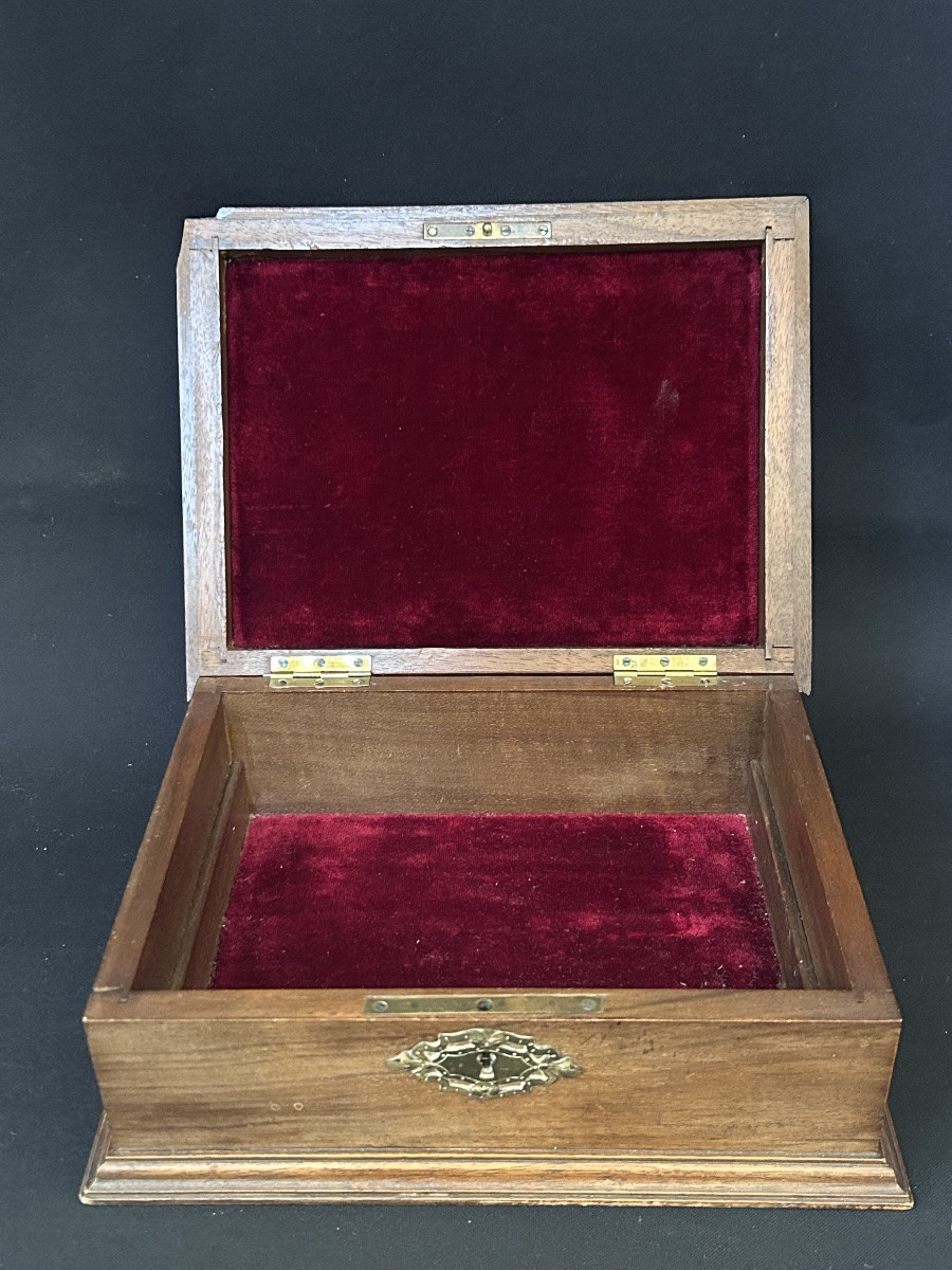 Walnut Jewelry Box, Late 19th Century-photo-2