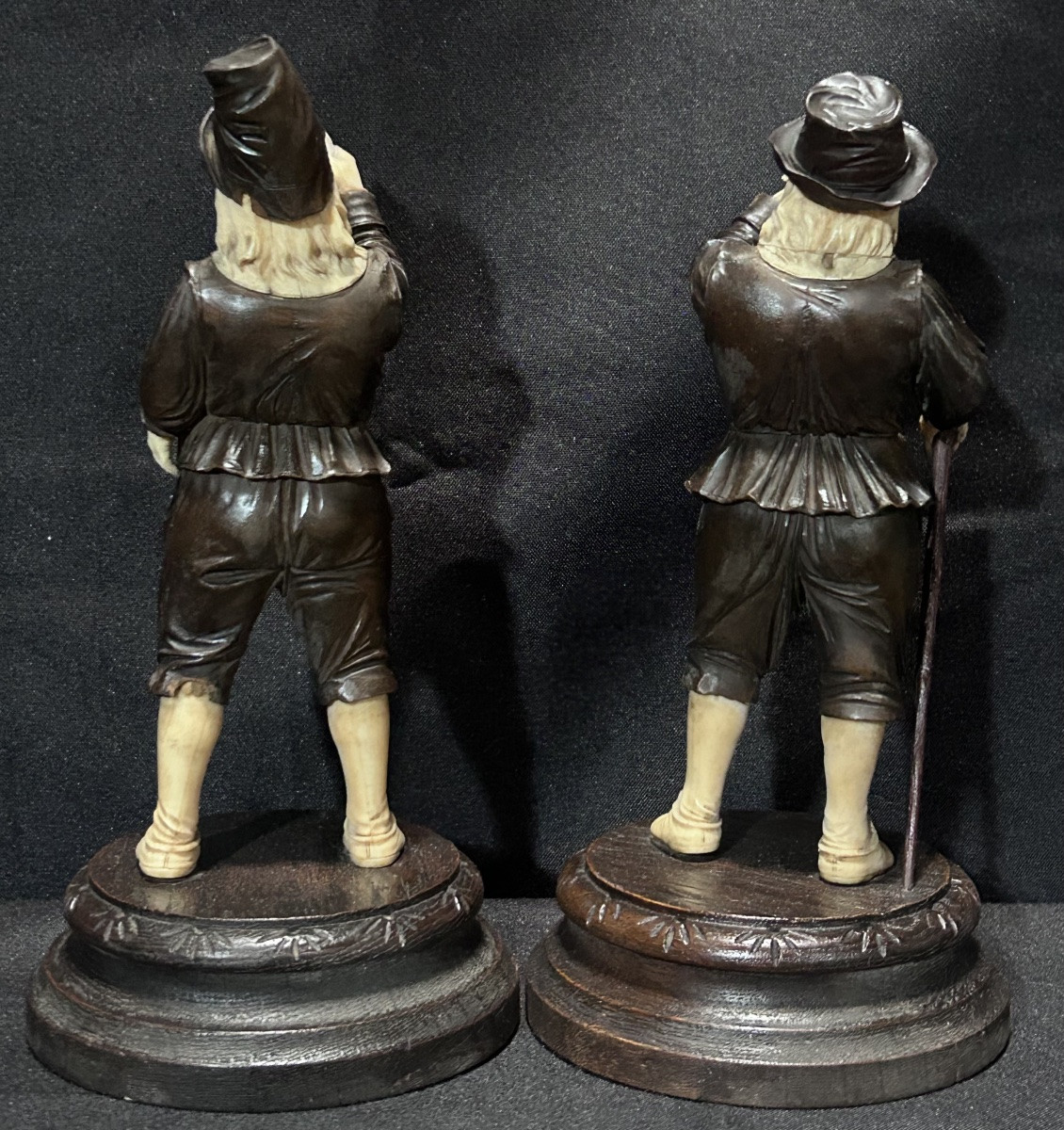 Paire de sculptures allemandes en noyer et ivoire d’après Simon Troger, 19e siècle -photo-5