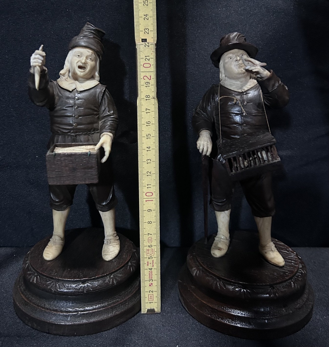 Paire de sculptures allemandes en noyer et ivoire d’après Simon Troger, 19e siècle -photo-6