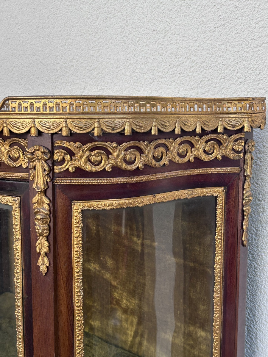 Half-moon Mahogany Showcase In The Napoleon III Style-photo-2
