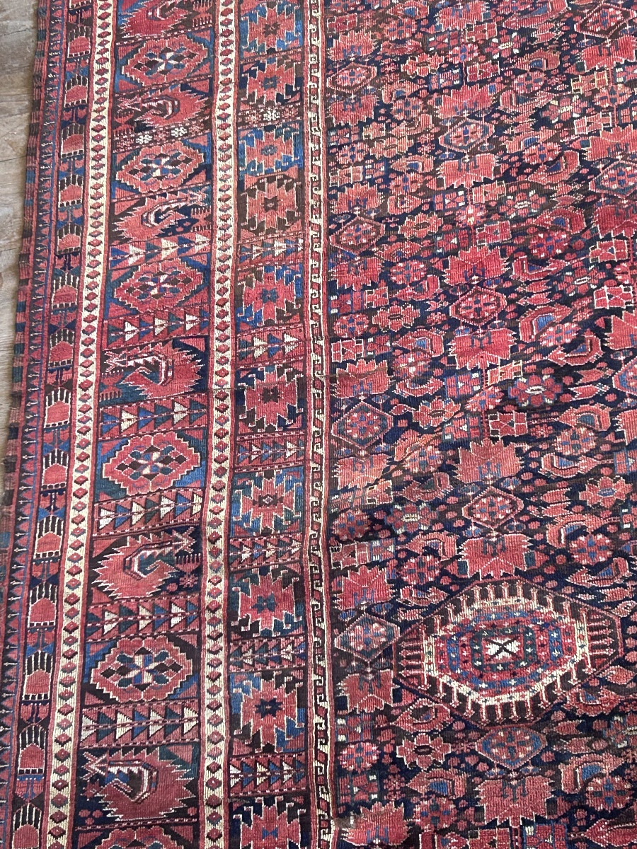 Old Large-format Collector's Rug-photo-4