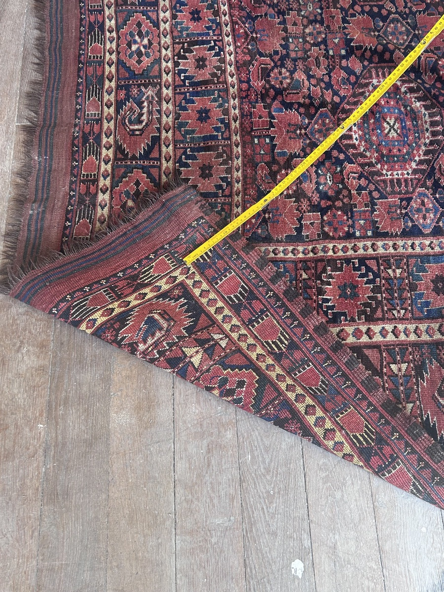 Old Large-format Collector's Rug-photo-7