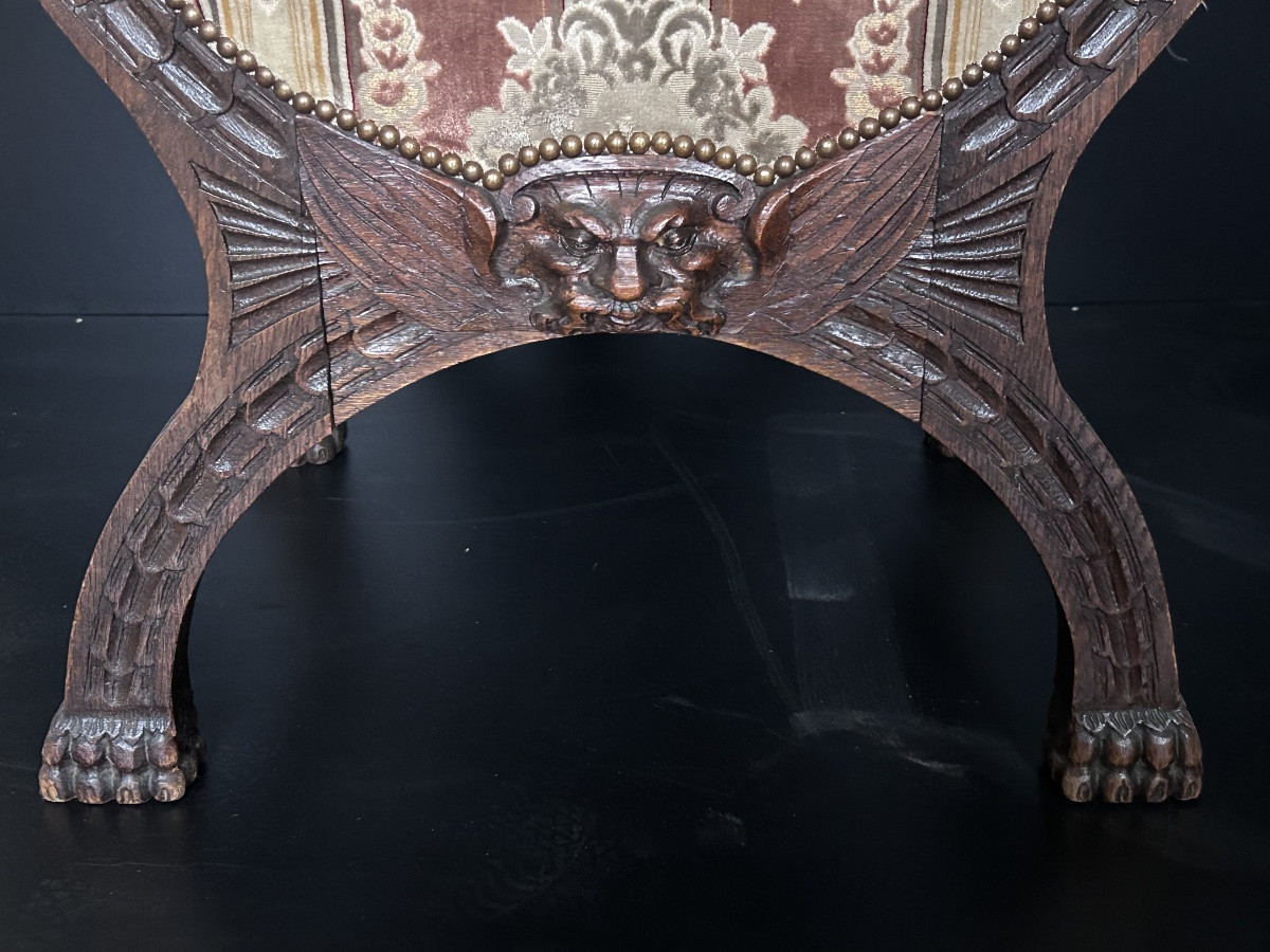 Paire de fauteuils Dagobert en chêne sculpté -photo-3