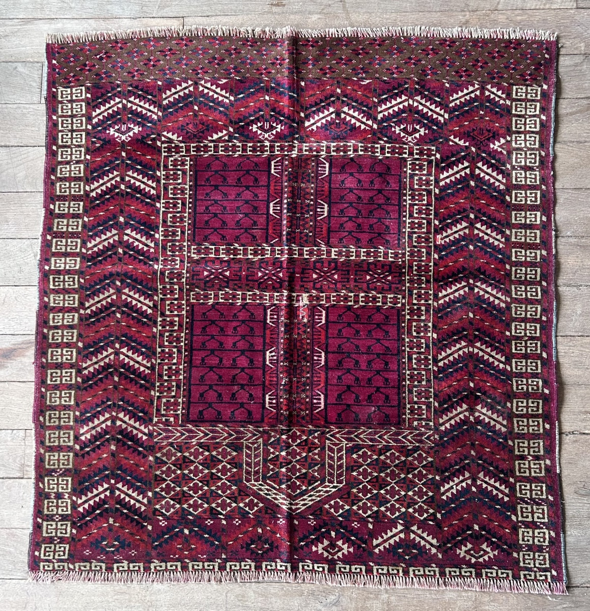 Ancien tapis de collection en laine 