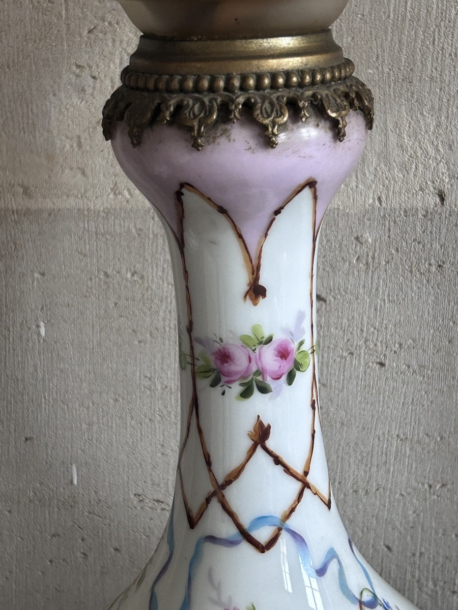 Pair Of Paris Porcelain Oil Lamps 19th Century-photo-1