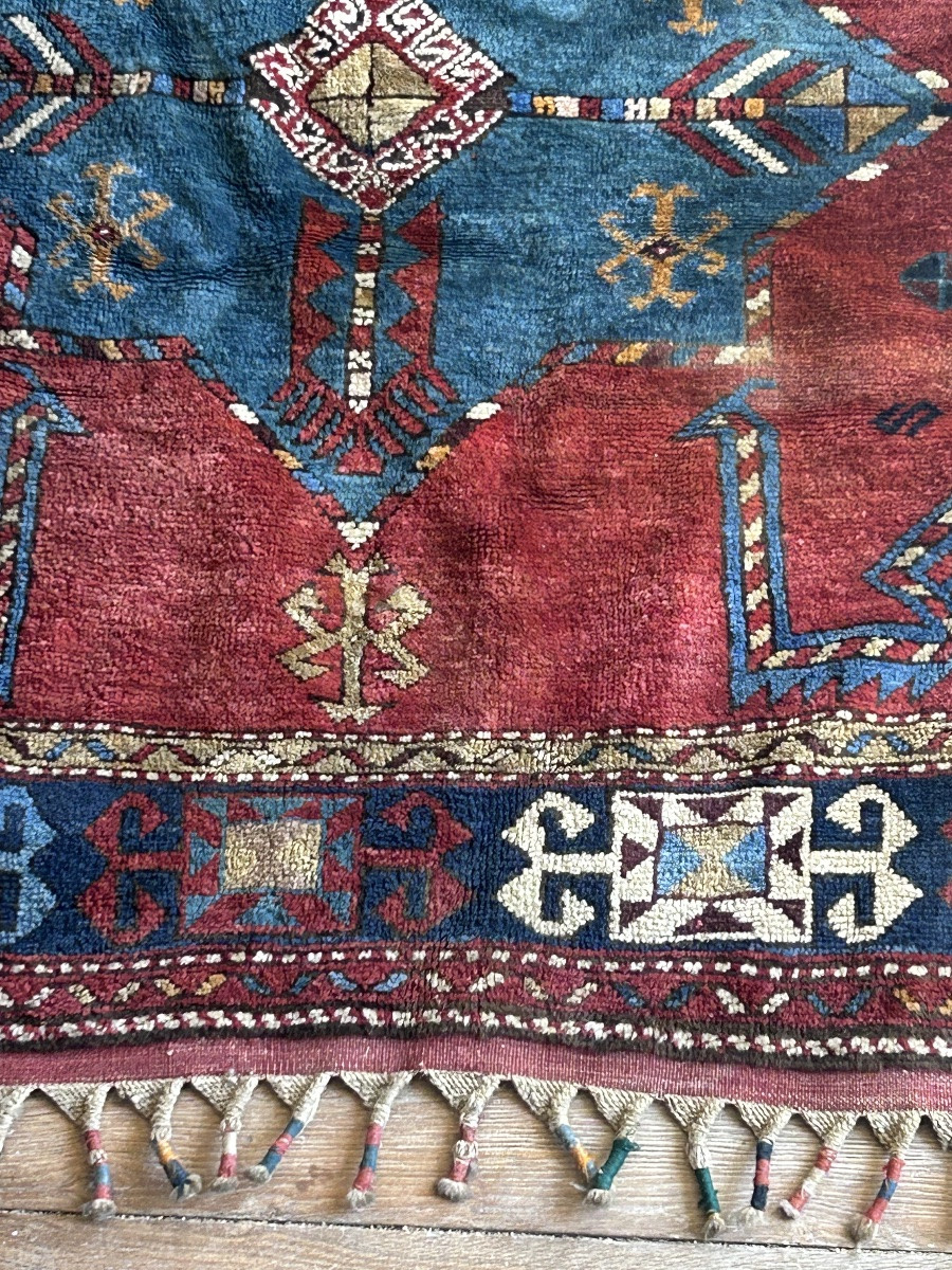 Old Woolen Collector's Carpet 20th Century-photo-3