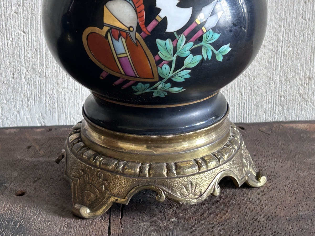 Paire de lampes à pétrole en porcelaine Napoléon III-photo-3