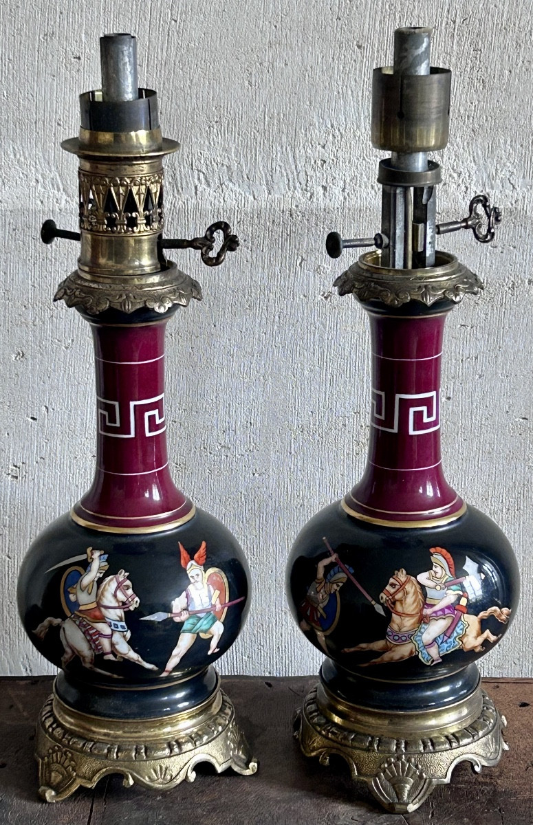 Paire de lampes à pétrole en porcelaine Napoléon III