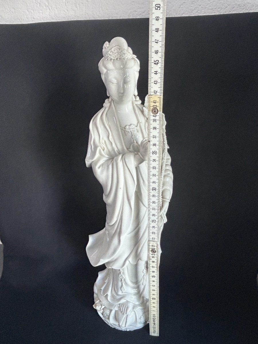 Statue en porcelaine blanche chinoise de la déesse Guanyin-photo-6