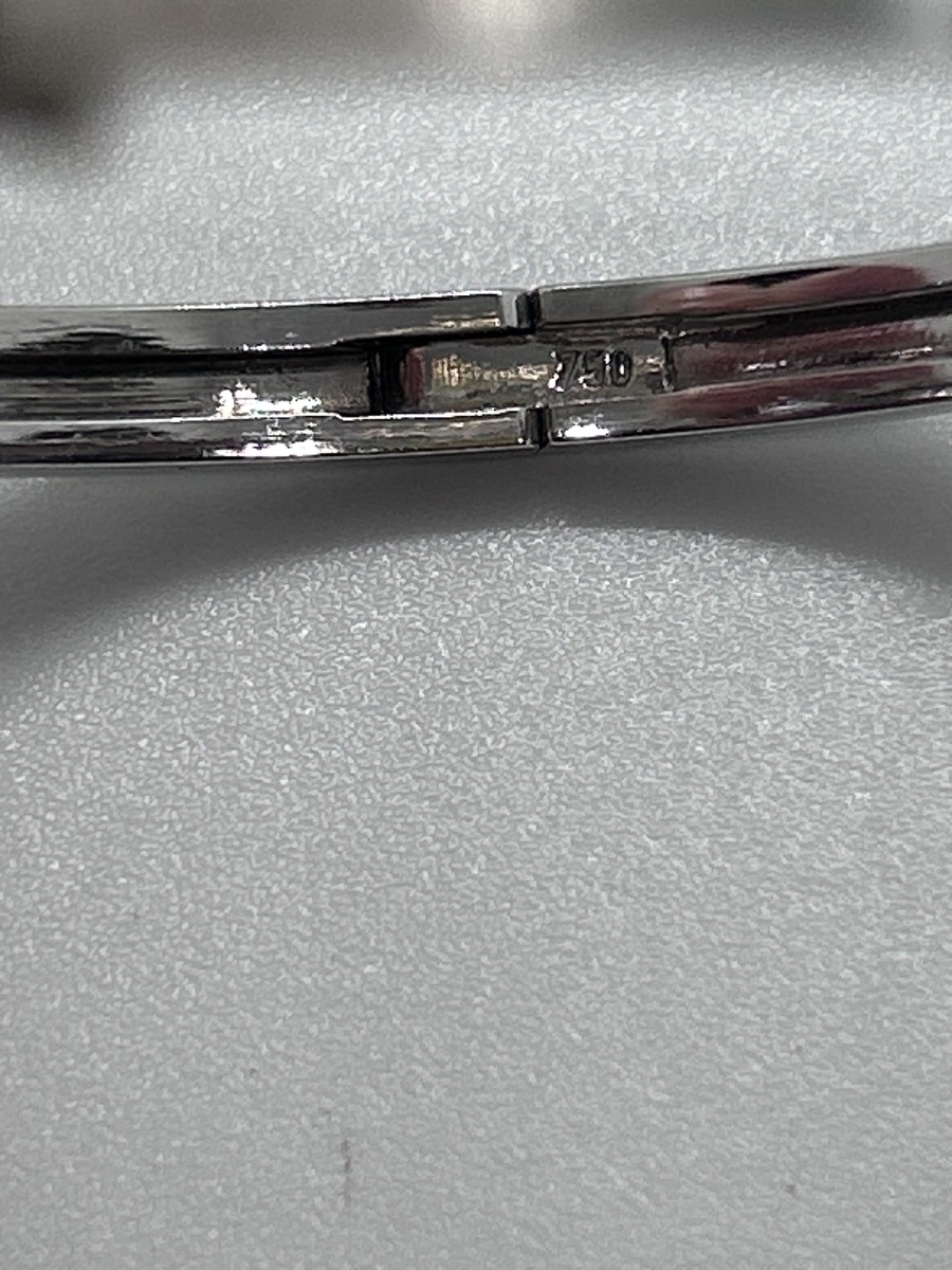 18-carat White Gold Bangle Set With Diamonds And Emeralds-photo-5