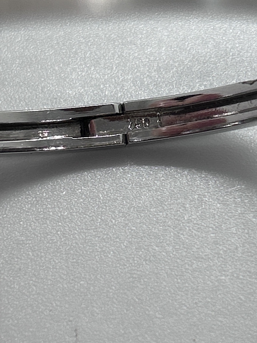 18-carat White Gold Bangle Set With Diamonds And Emeralds-photo-6