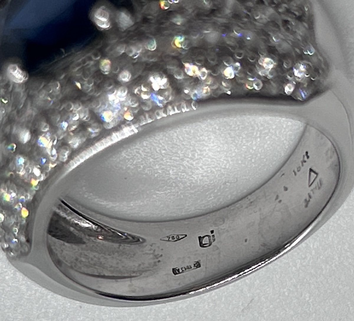Cocktail Ring In 18-carat White Gold Paved With Brilliants And Set With A Blue Sapphire-photo-4