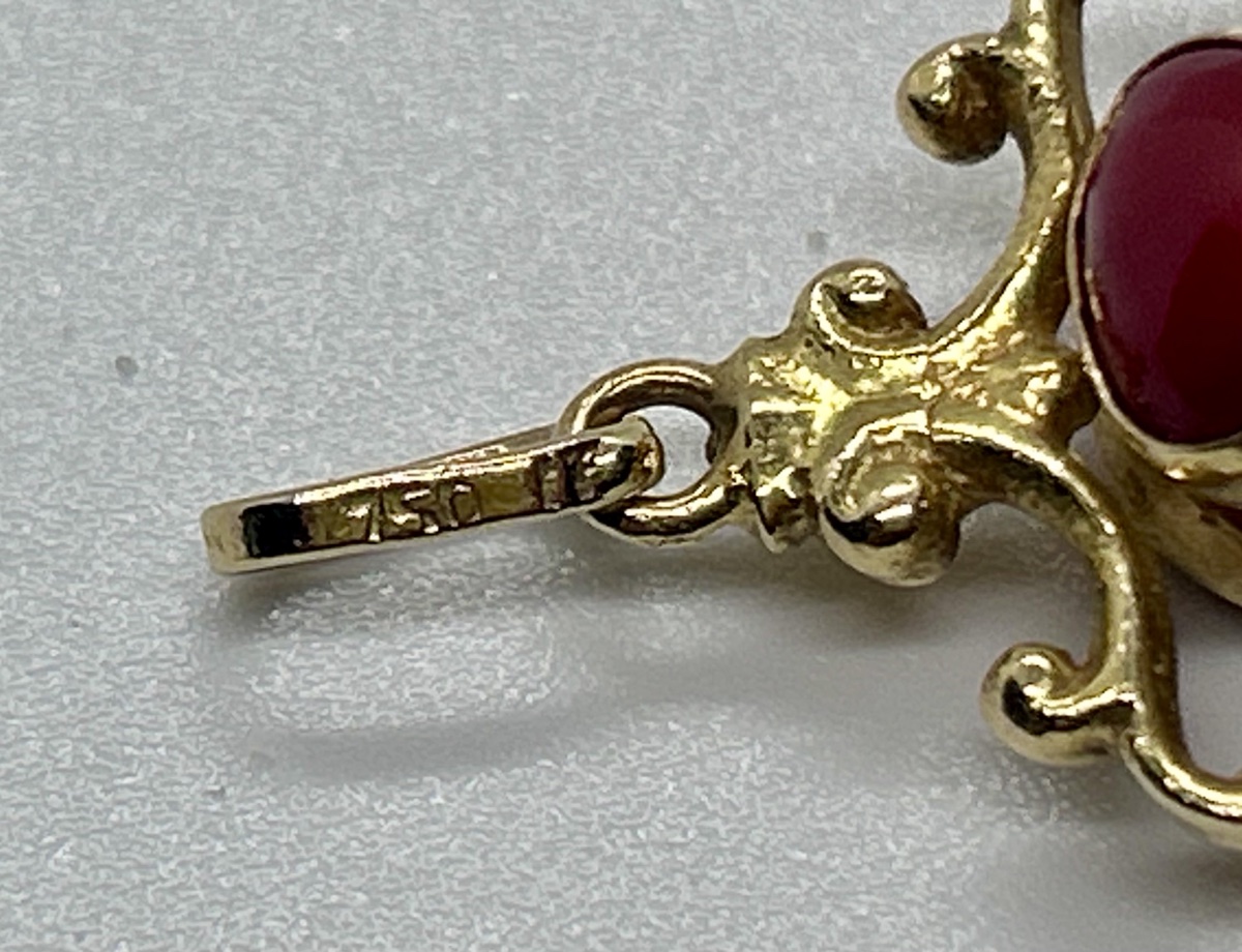 Pendentif de style étrusque en or 18 carats et cabochons corail-photo-4