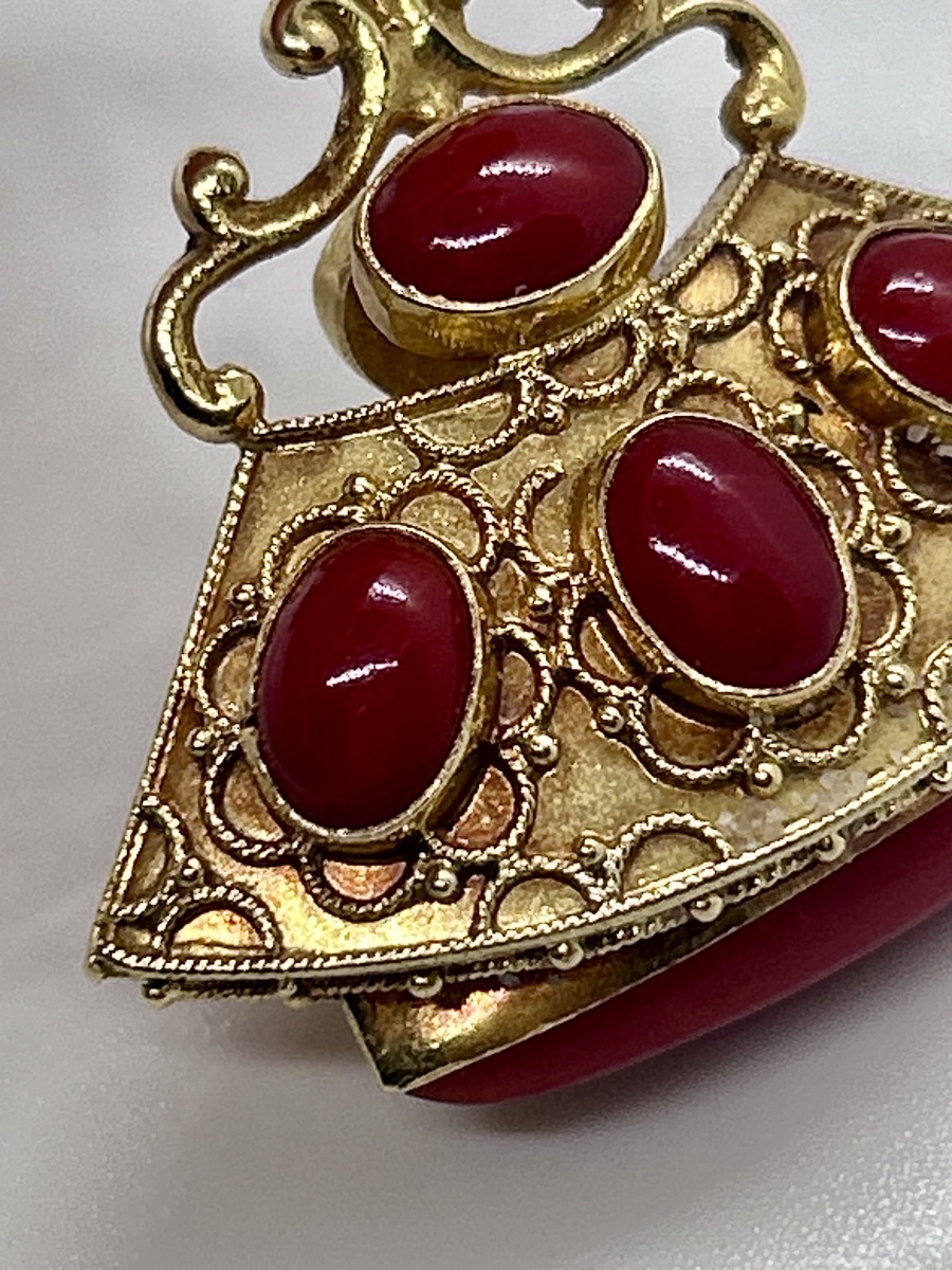 Pendentif de style étrusque en or 18 carats et cabochons corail-photo-5