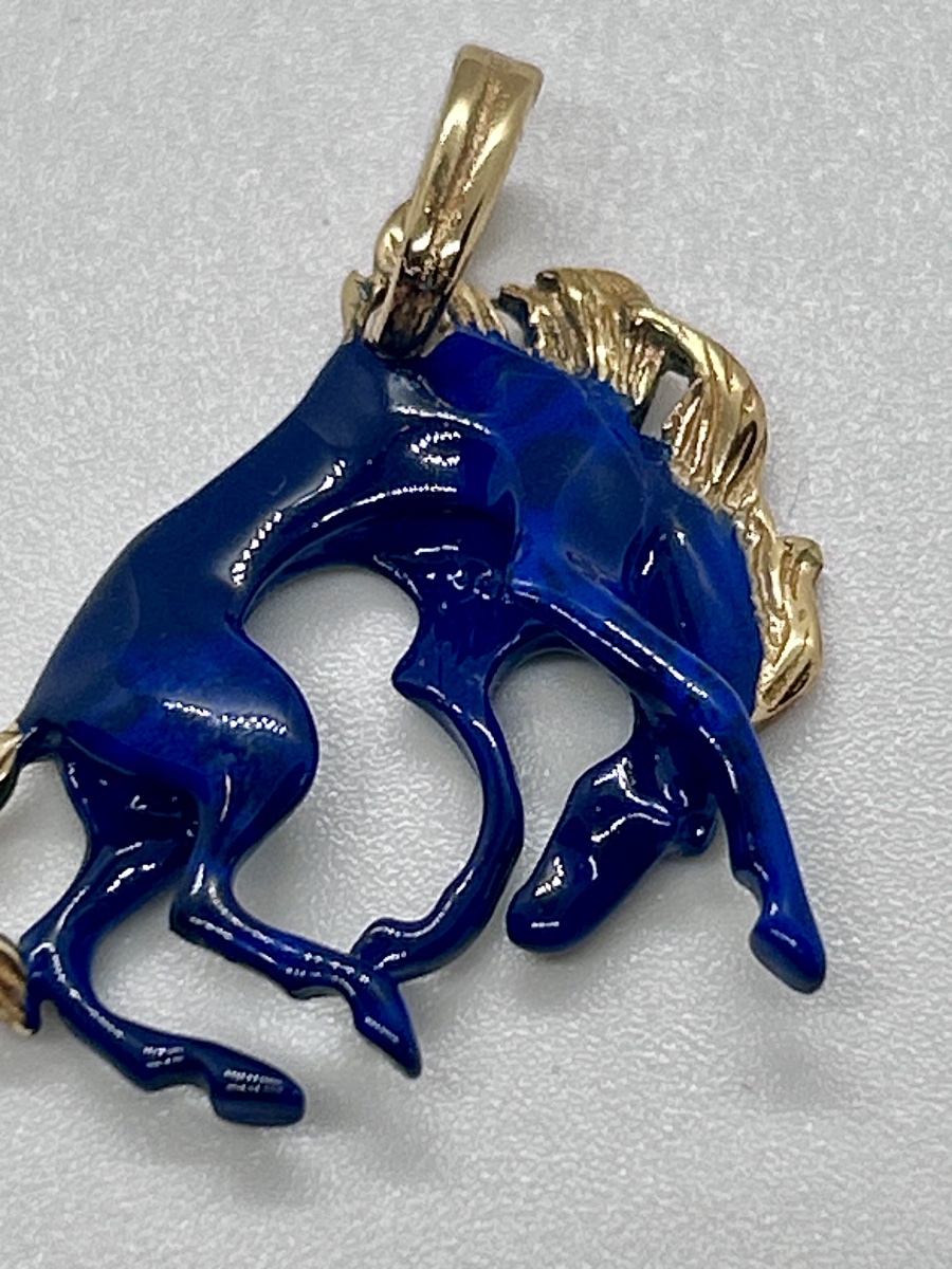 Pendentif cheval en or 18 carats émaillé -photo-2