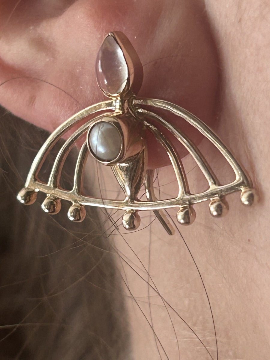 Boucles d’oreille art nouveau en or 18 carats et perle fine -photo-4