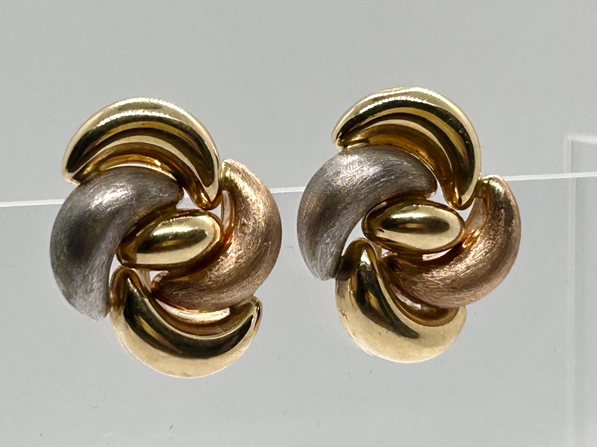 Boucles d’oreille 3 ors 18 carats à clips 