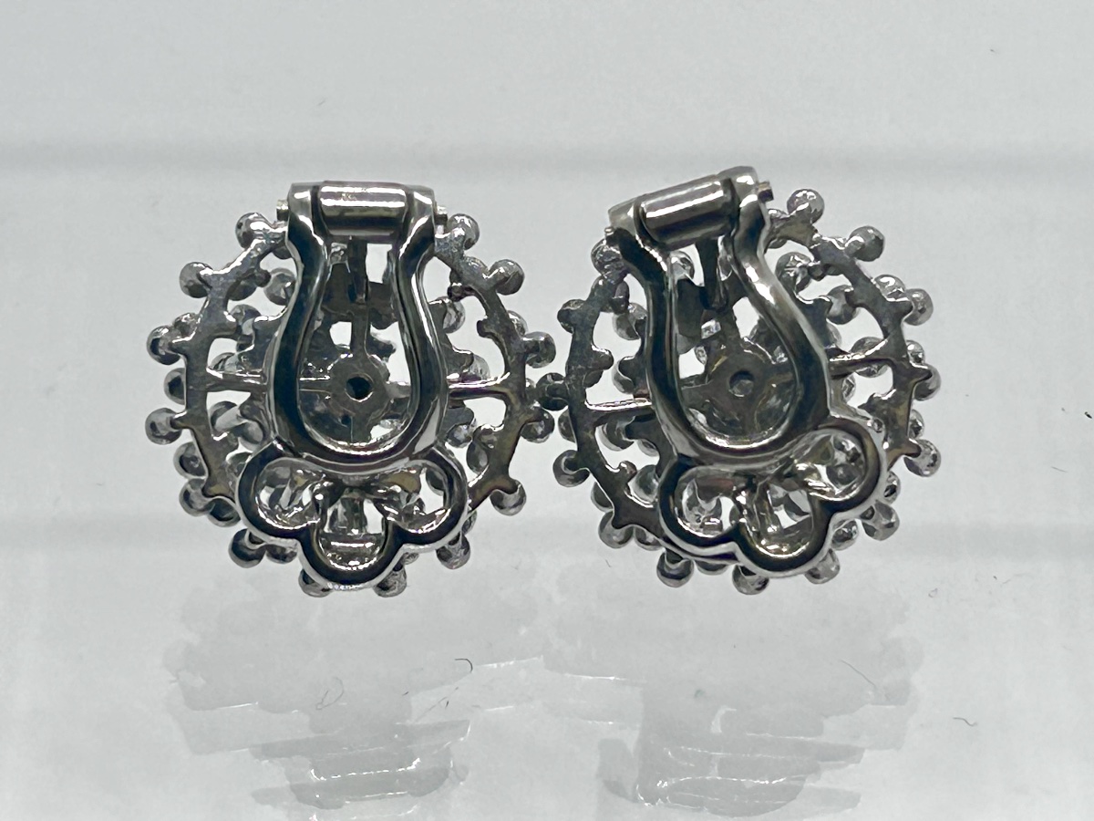Boucles d’oreille à clips en or blanc 18 carats et brillants -photo-2