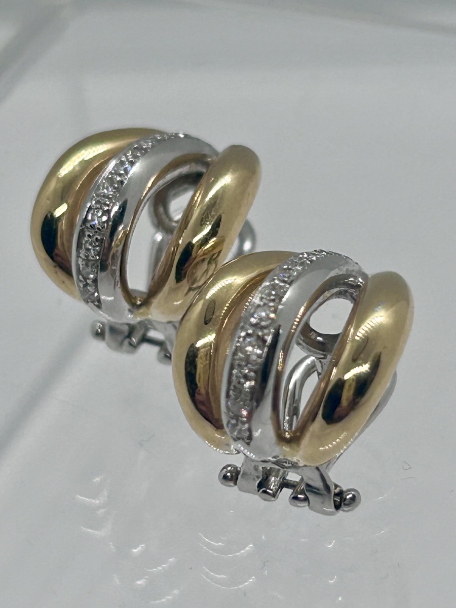 Boucles d’oreilles en ors 18 carats pavées de diamants -photo-2