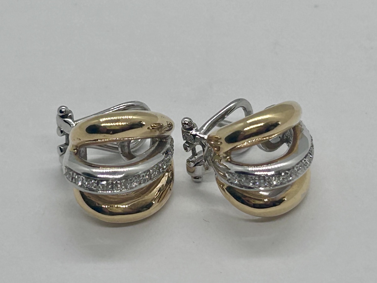 Boucles d’oreilles en ors 18 carats pavées de diamants -photo-3