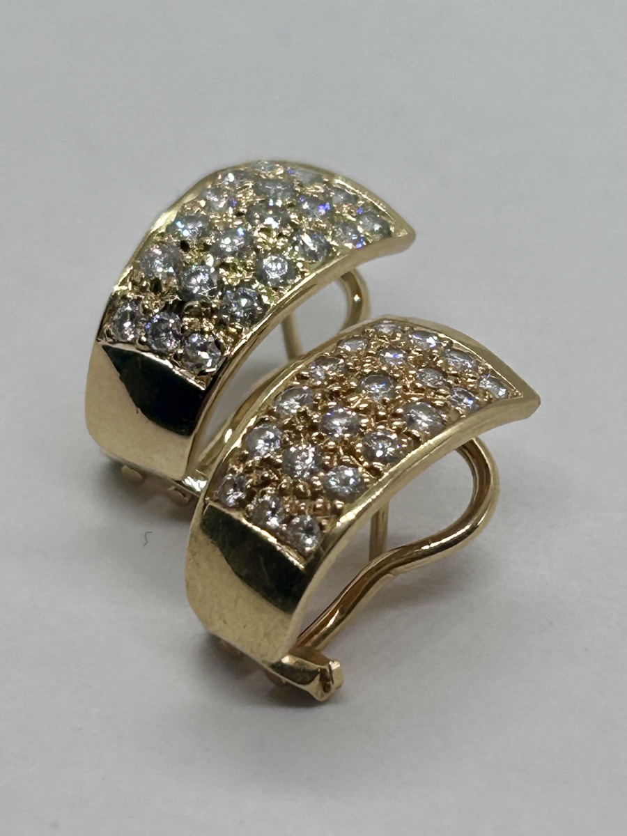 18-karat Gold Half-hoop Earrings Set With Brilliant-cut Diamonds -photo-2