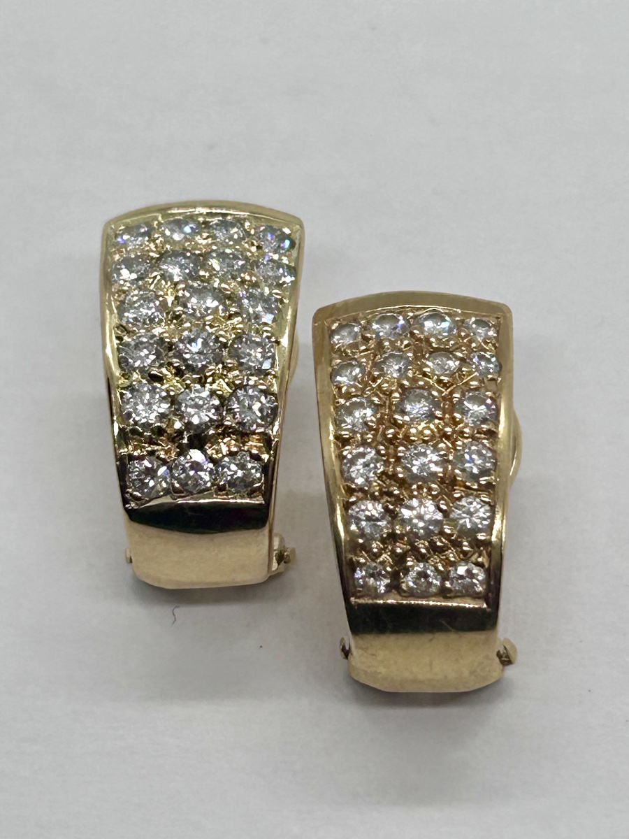 18-karat Gold Half-hoop Earrings Set With Brilliant-cut Diamonds 