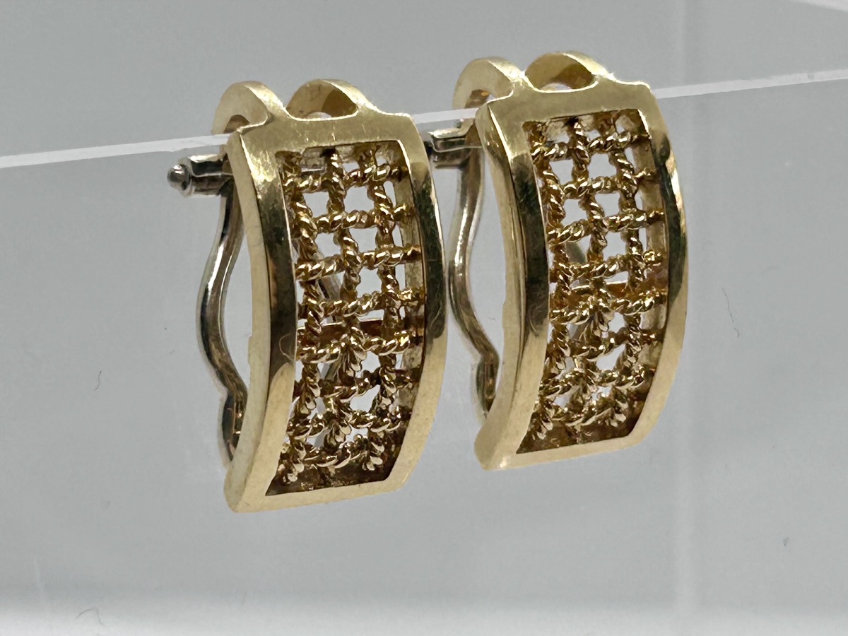 18-karat Gold Half-hoop Earrings With An Openwork Design-photo-2