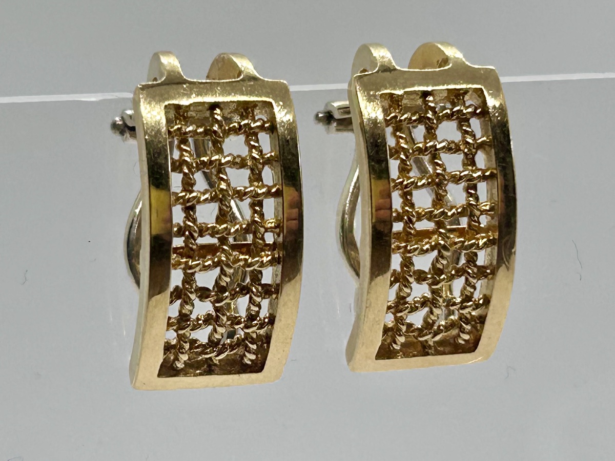 18-karat Gold Half-hoop Earrings With An Openwork Design