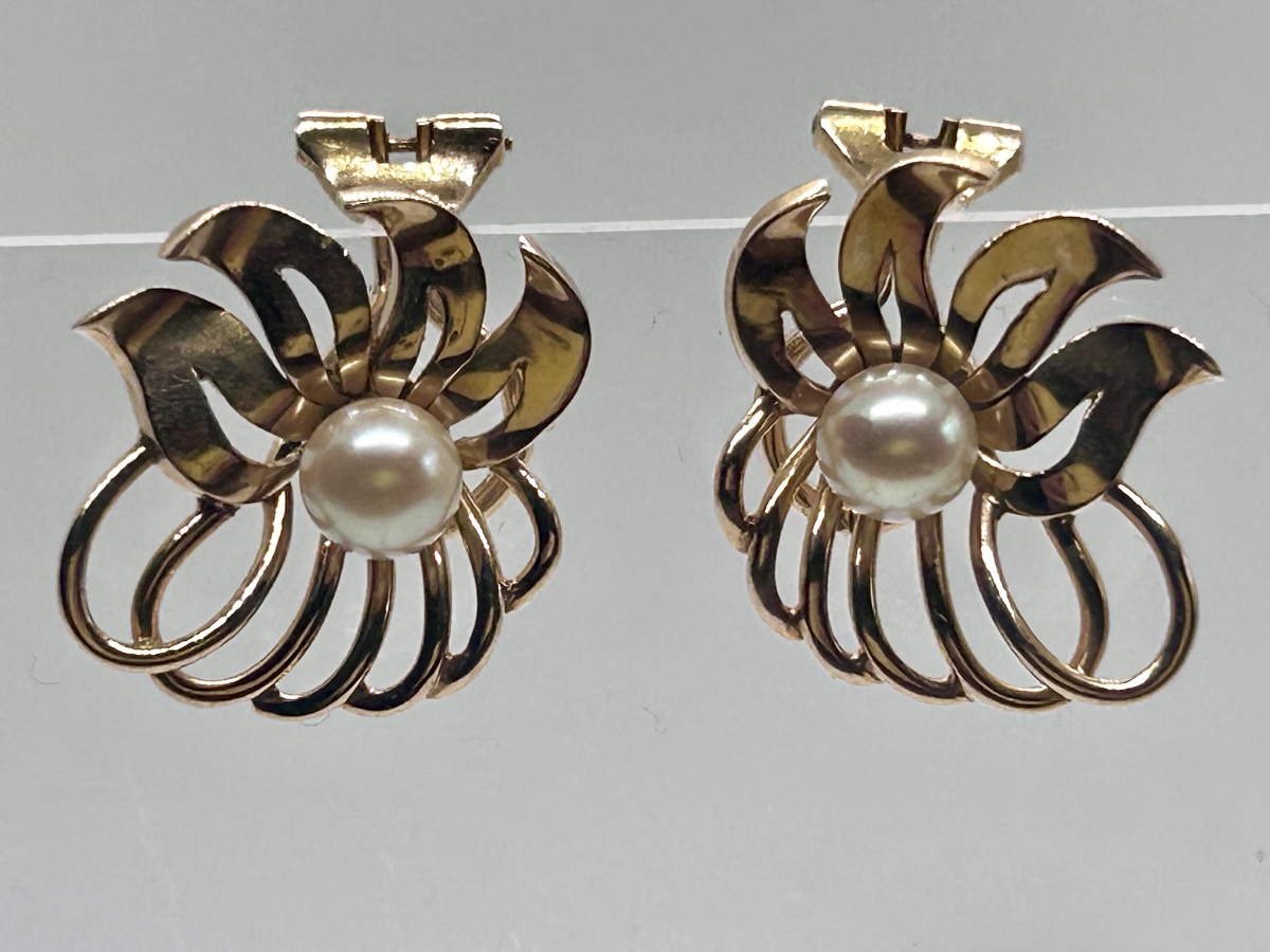 Boucles d’oreilles art déco à clips en or 18 carats et perle de culture