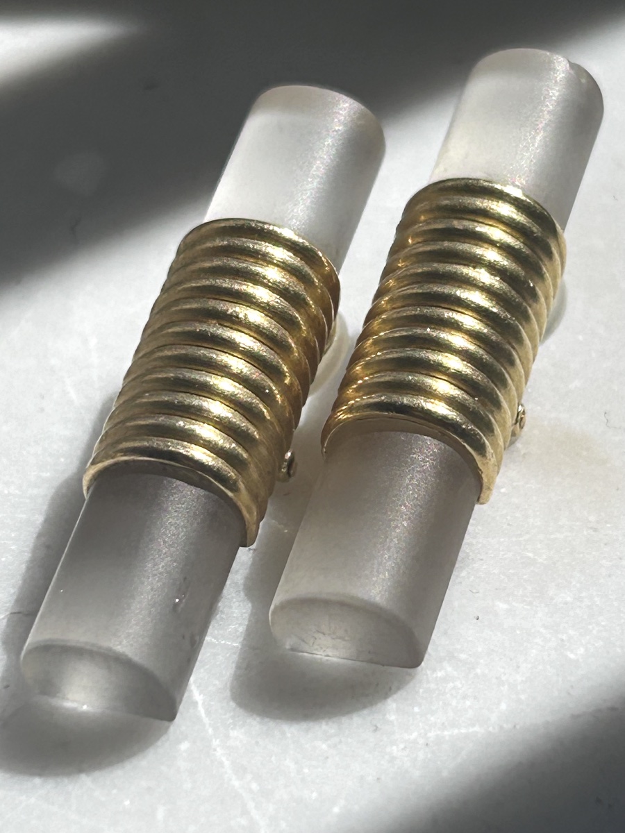 22-karat Gold Clip-on Earrings With Sandblasted Glass-photo-2