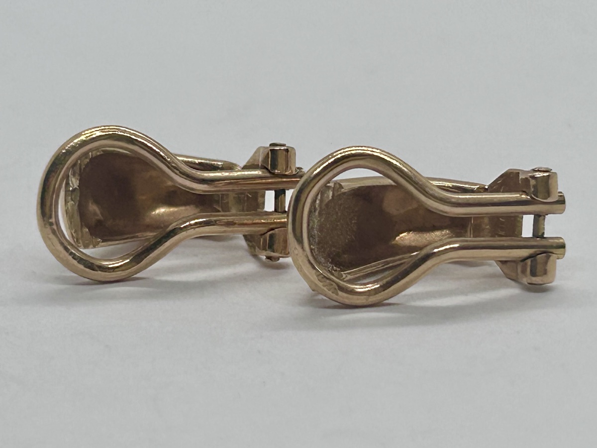 18-karat Gold Clip-on Earrings In A Half-hoop Style-photo-1