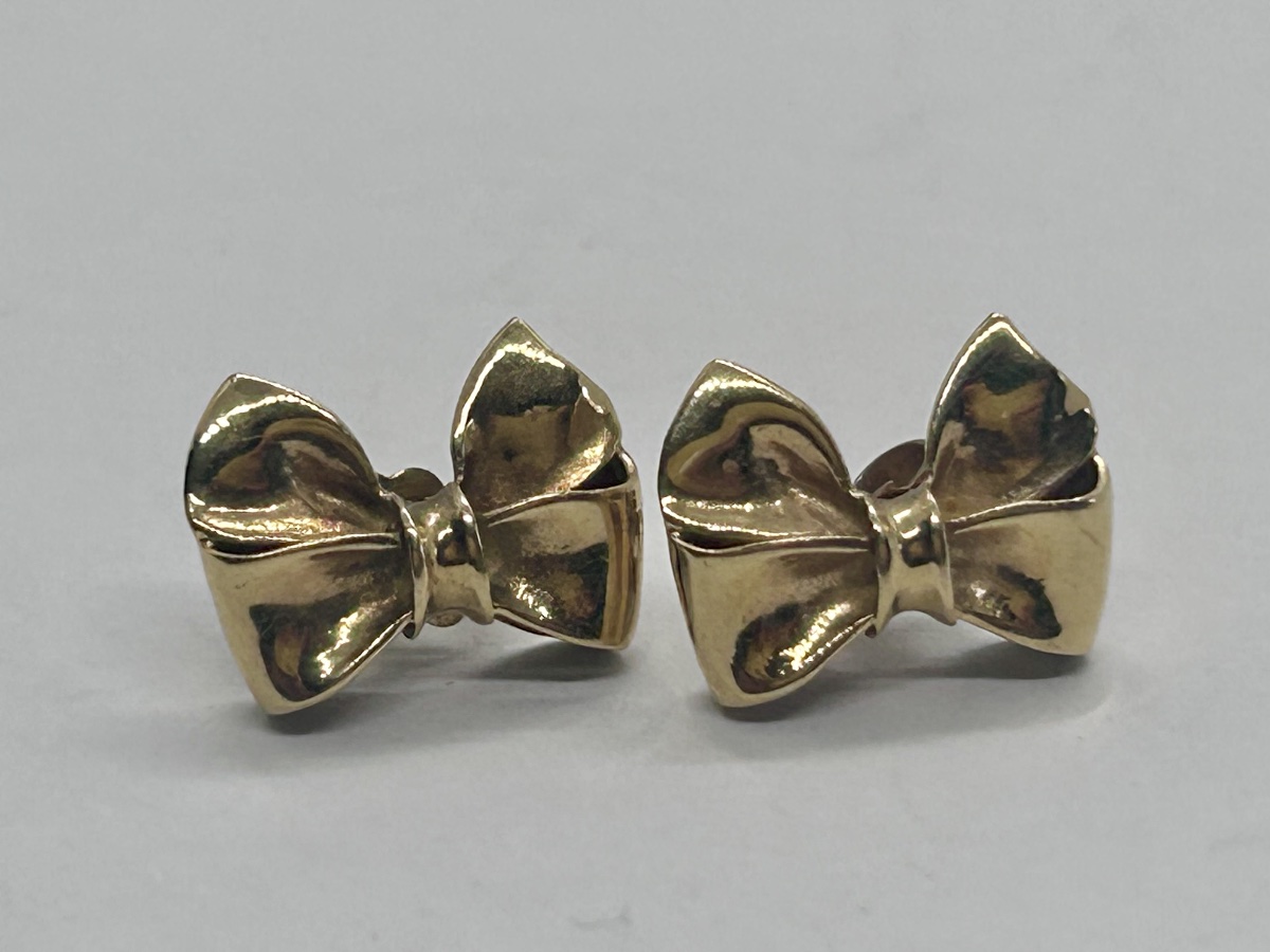 18-karat Gold Art Deco Bow Earrings