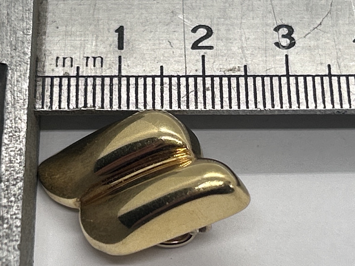 18-karat Gold Clip-on Earrings -photo-7