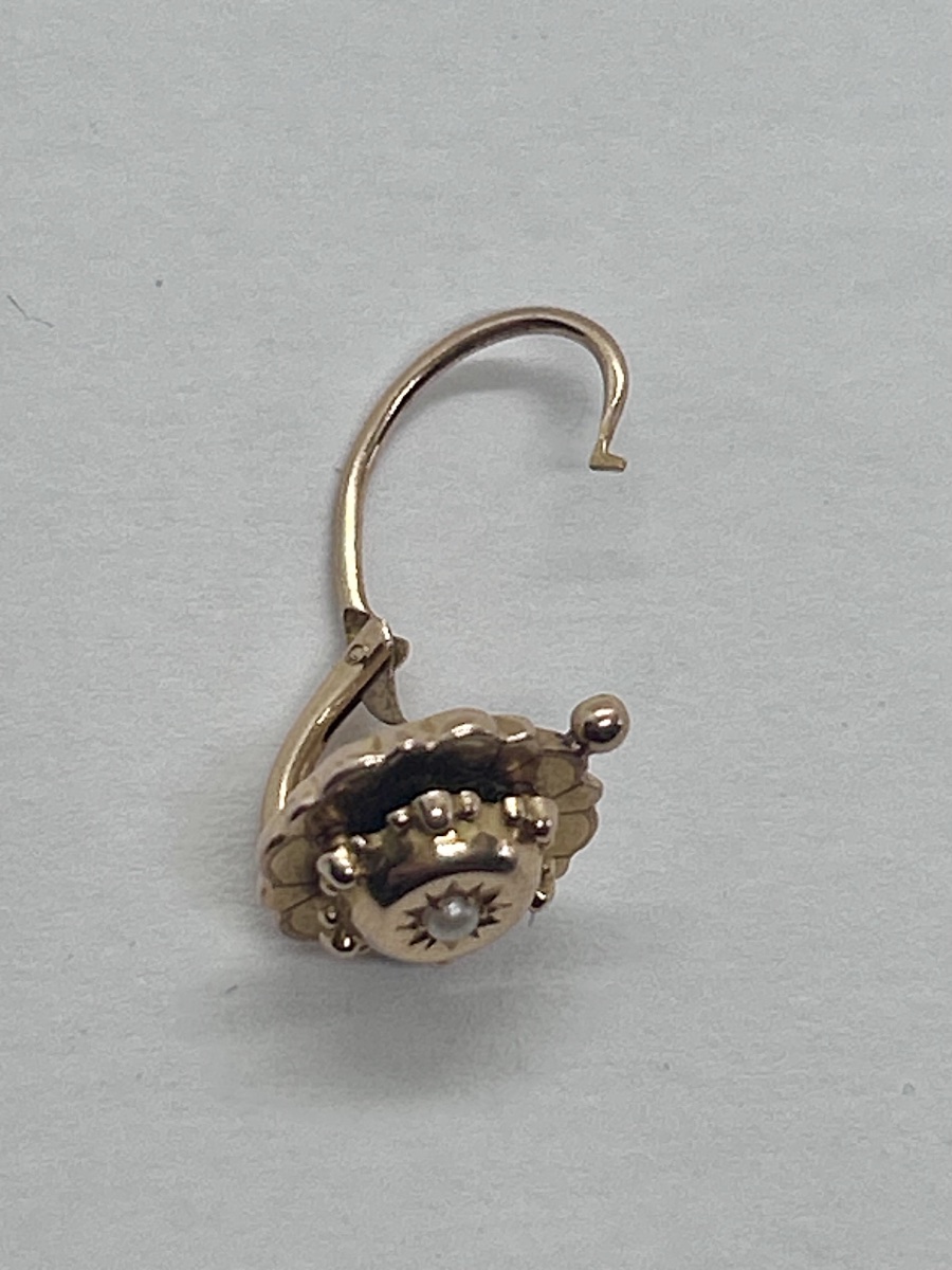 Boucles d’oreilles dormeuses en or 18 carats et perle fine-photo-6